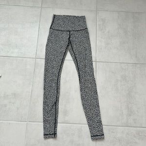 LULULEMON LEGGINGS